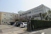 伊丹市立　天神川小学校