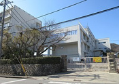 宝塚市立宝梅中学校