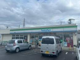 ファミリーマート 緑寅新田店