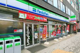 ファミリーマート 豊橋石塚店の画像1