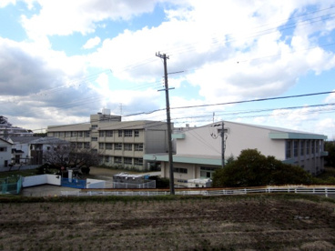 泉佐野市立佐野台小学校の画像1