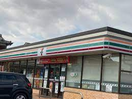 セブン-イレブン 安城法連町店の画像1