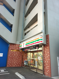 セブン-イレブン 熊本薬園町店の画像1