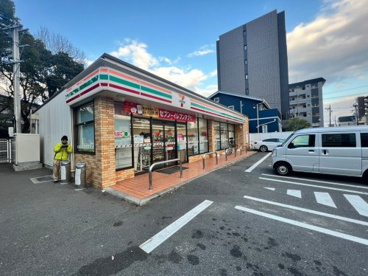 セブン-イレブン 名古屋龍ノ口町１丁目店の画像1