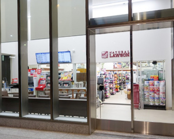 ナチュラルローソン 虎の門病院２階店の画像1