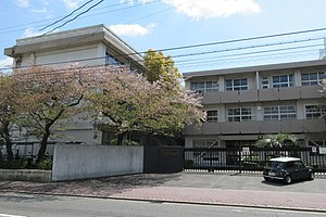 西宮市立浜甲子園中学校の画像1