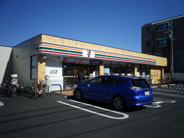 セブンイレブン 小平武道館前店の画像1