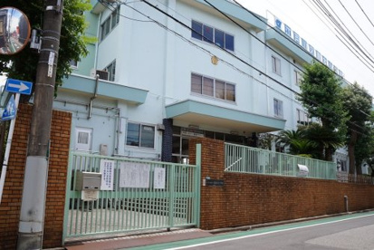 鹿本小学校の画像1