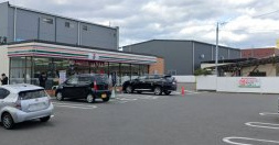 セブン-イレブン 博多板付５丁目店の画像1