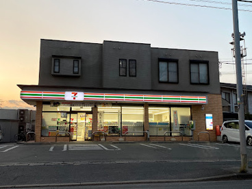 セブン-イレブン 福岡野芥２丁目店の画像1