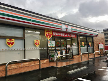 セブン-イレブン 福岡梅林中学通り店の画像1