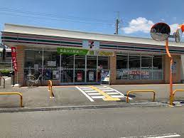 セブンイレブン 摂津千里丘4丁目店の画像1