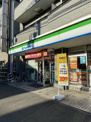 ファミリーマート 登戸駅東店