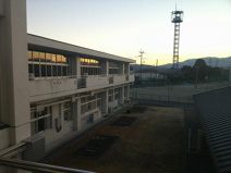 志和池中