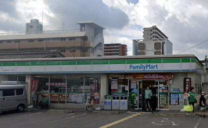 ファミリーマート東大阪足代北一丁目店の画像1