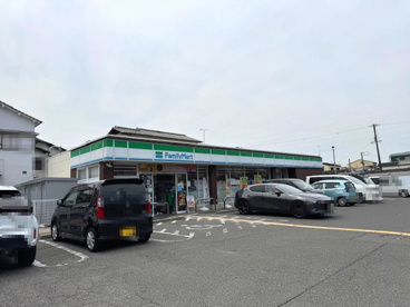ファミリーマート 堺深井中町店の画像1