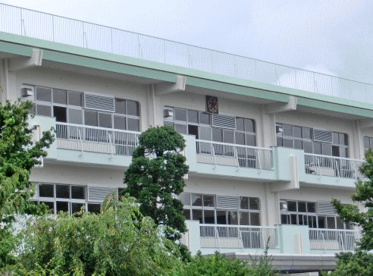 深谷市立本郷小学校の画像1