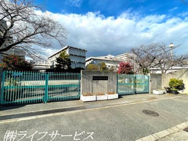 西宮市立真砂中学校の画像1