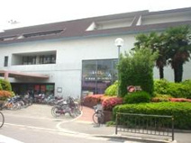 豊中市立庄内図書館