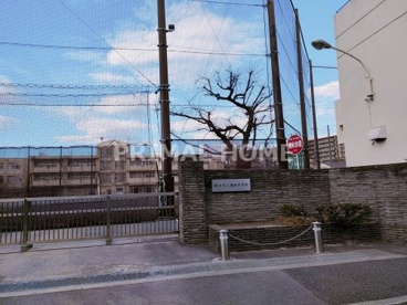 横浜市立潮田中学校の画像1
