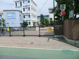 市川市立八幡小学校の画像1