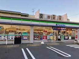 ファミリーマート 名西稲生店の画像1