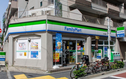 ファミリーマート 文京本郷店の画像1