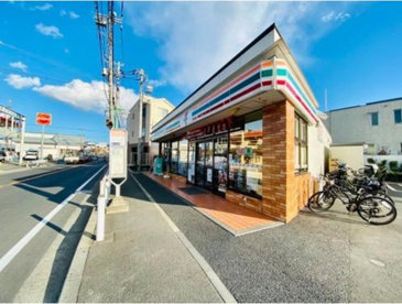 セブンイレブン 藤沢弥勒寺2丁目店の画像1