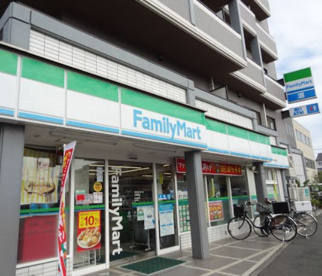 ファミリーマート 大森南店の画像1
