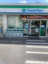 ファミリーマート 天白笹原町店の画像1