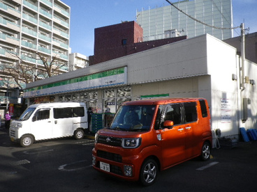ファミリーマート 東村山久米川通り店の画像1