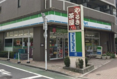 ファミリーマート サンズ東府中駅前店の画像1