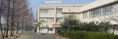 和泉市立富秋中学校の画像1