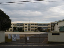 国分寺台東小学校