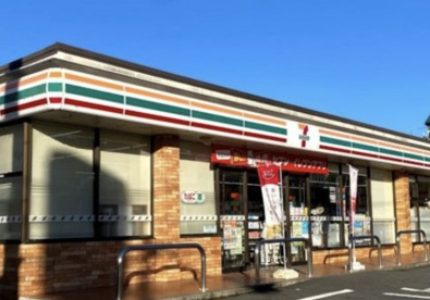 セブンイレブン 八王子京王片倉店の画像1