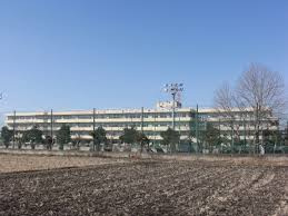 三郷市立早稲田中学校の画像1