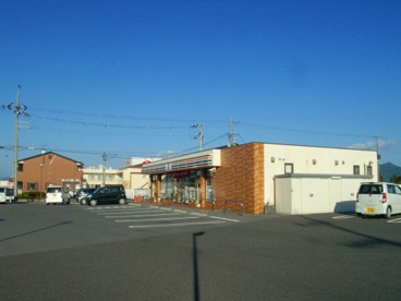 セブンイレブン 愛知川豊満店の画像1