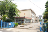 東小学校