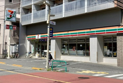 セブンイレブン 杉並和田1丁目店の画像1