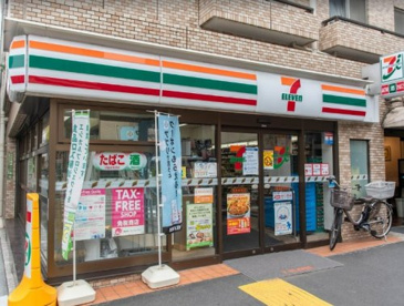セブンイレブン 根津駅前店の画像1