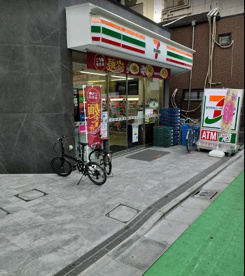 セブンイレブン 中野駅南口店の画像1