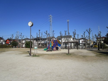 苗塚塚前公園の画像1