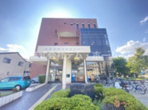 柏原市立柏原図書館