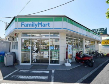 ファミリーマート 世田谷喜多見店の画像1