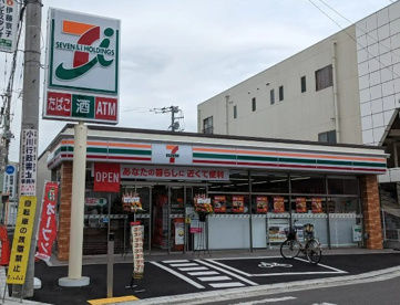 セブンイレブン 鶴ヶ島駅東口店の画像1