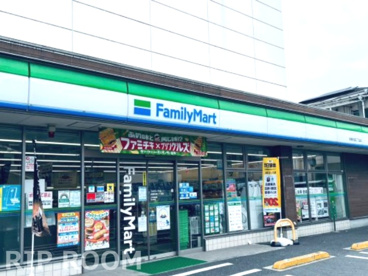 ファミリーマート 板橋舟渡三丁目店の画像1