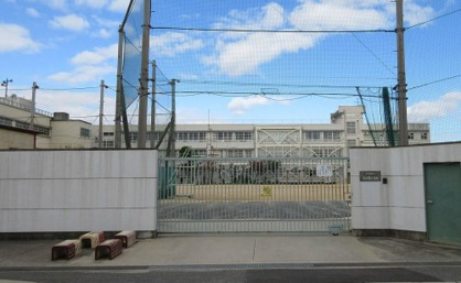 上小阪小学校の画像1