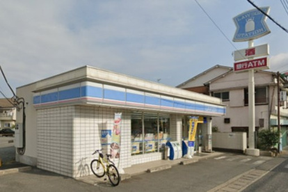 ローソン 東松山箭弓町店の画像1
