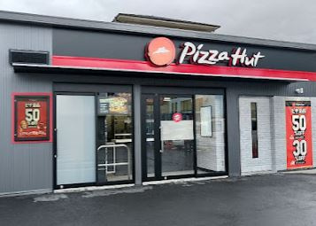 ピザハット 八王子由木店の画像1