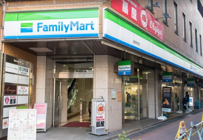 ファミリーマート 浦安駅前店の画像1